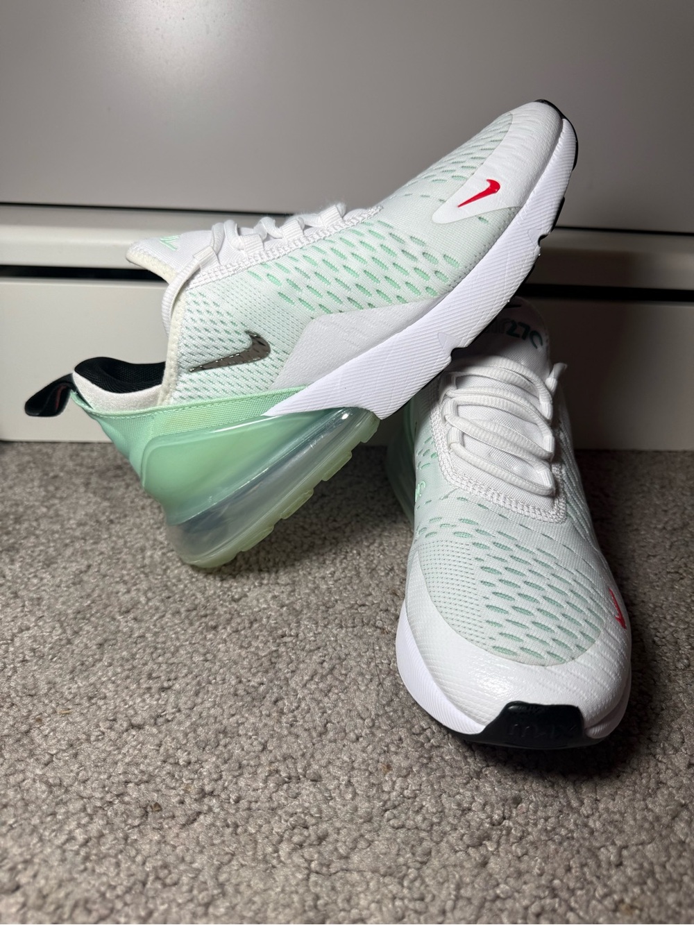 Nike Womenโs Air Max 270 โ Mint Green, White & Red Accents